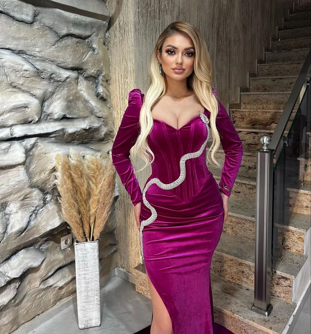 Fabulous Floor Length Sweetheart Long Sleeves Mermaid Satin Prom Dress with Split