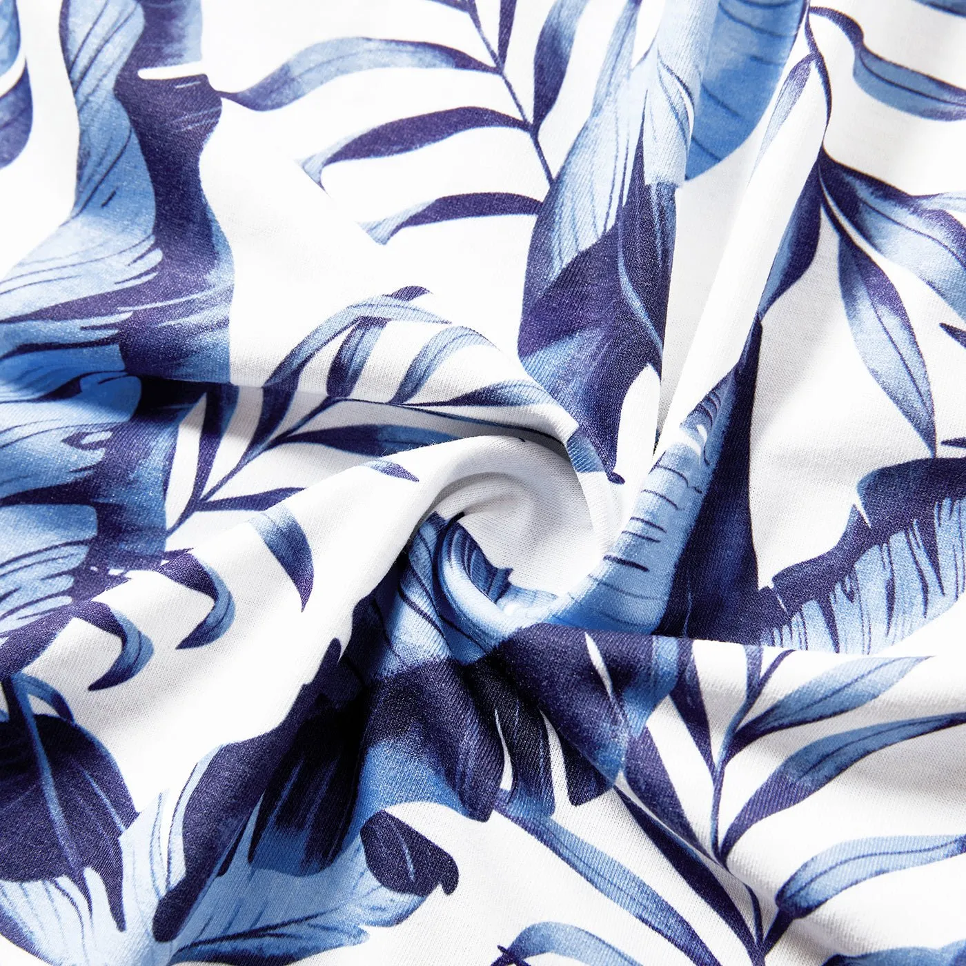 Family Matching Allover Leaf Print Naia? Cami Dresses and Short-sleeve Colorblock T-shirts Sets