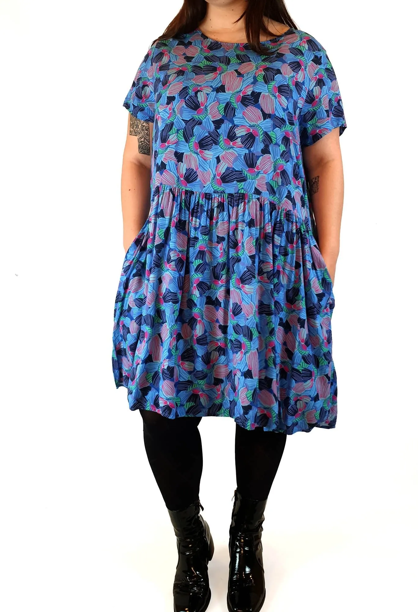 Harvest Lane blue floral print dress size 16