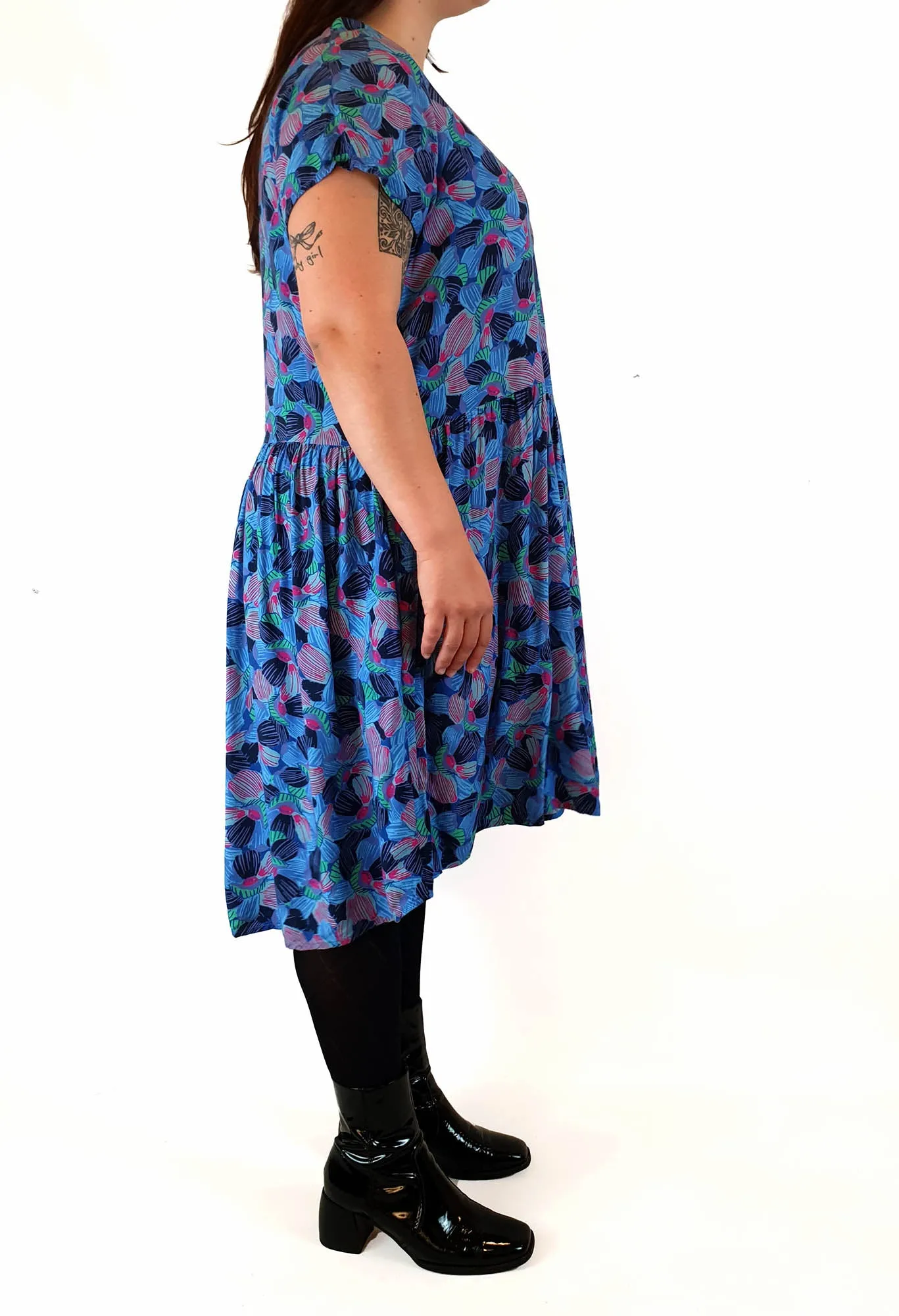 Harvest Lane blue floral print dress size 16