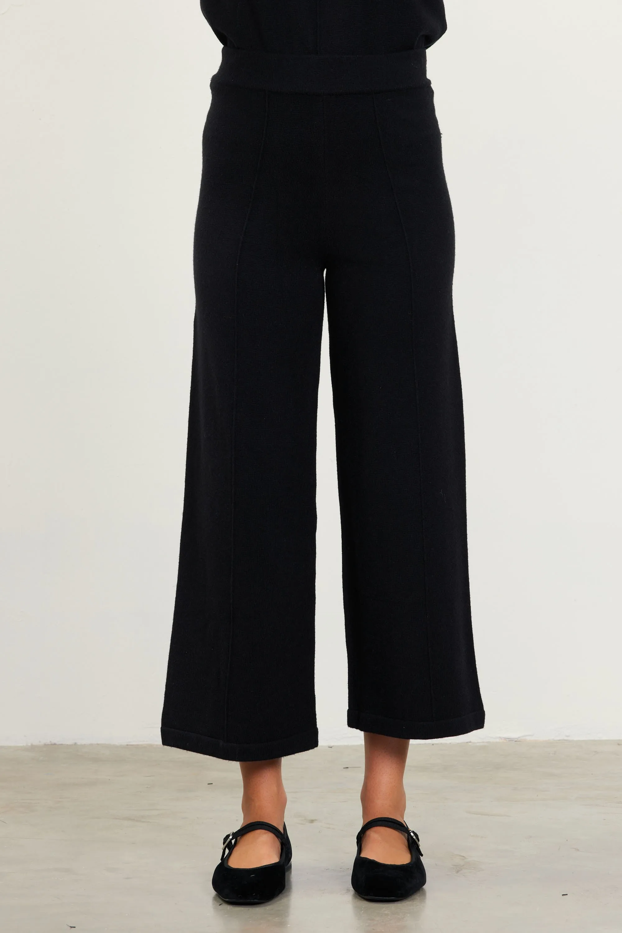 Knit Crop Pants - Black