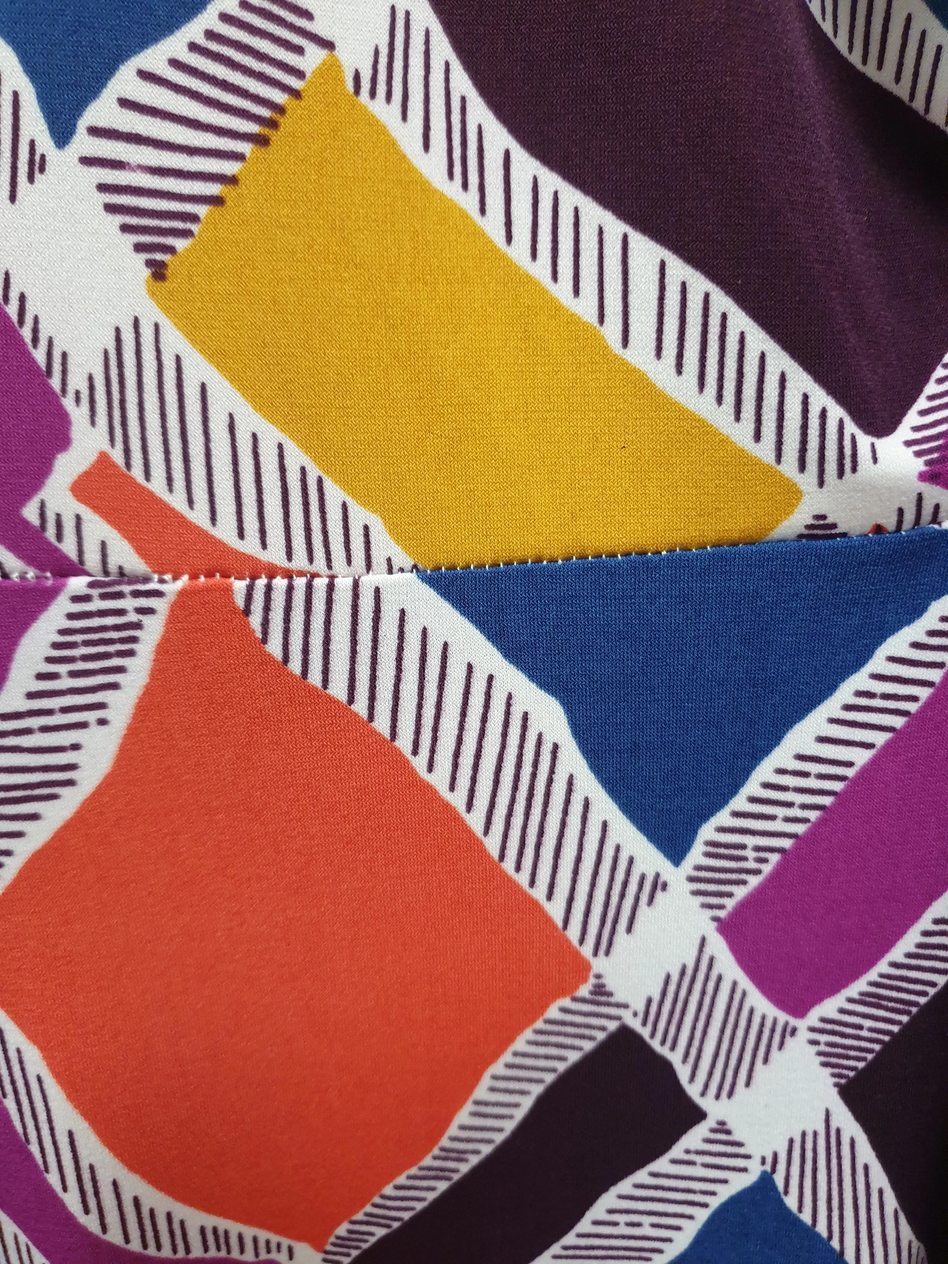 Leona Edminston colourful short sleeve dress size 1, best fits size 10