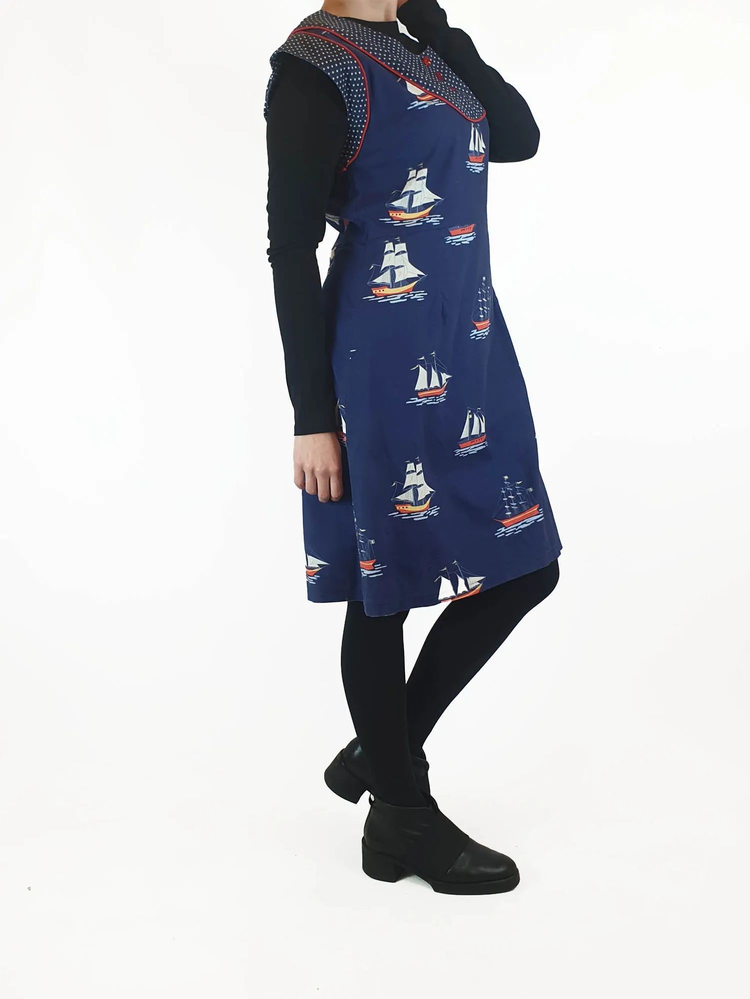 Made590 blue boat print sleeveless dress size M, best fits size 10
