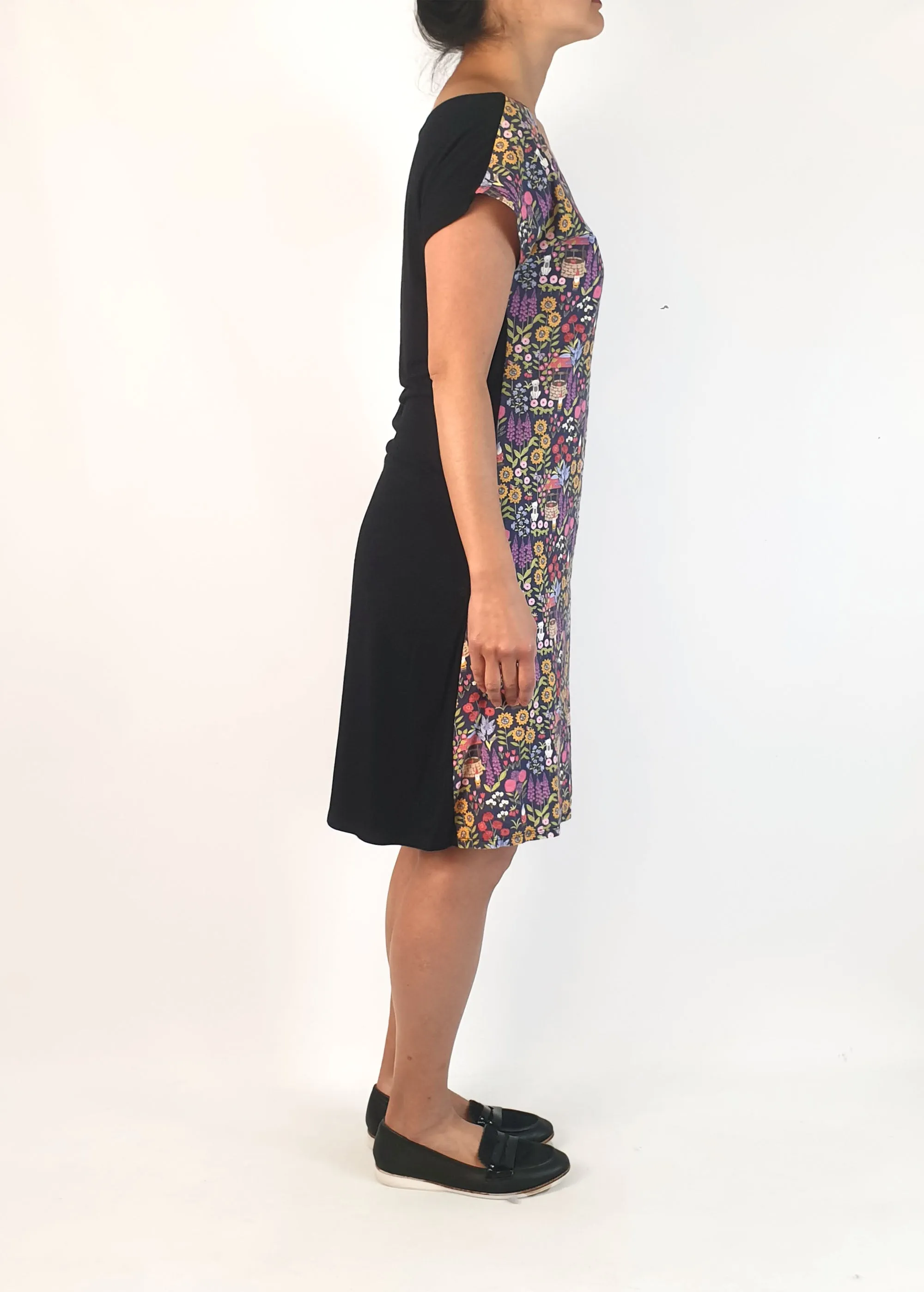 Made590 colourful gnome print cap sleeve dress size M (small fit, best fits size 10)