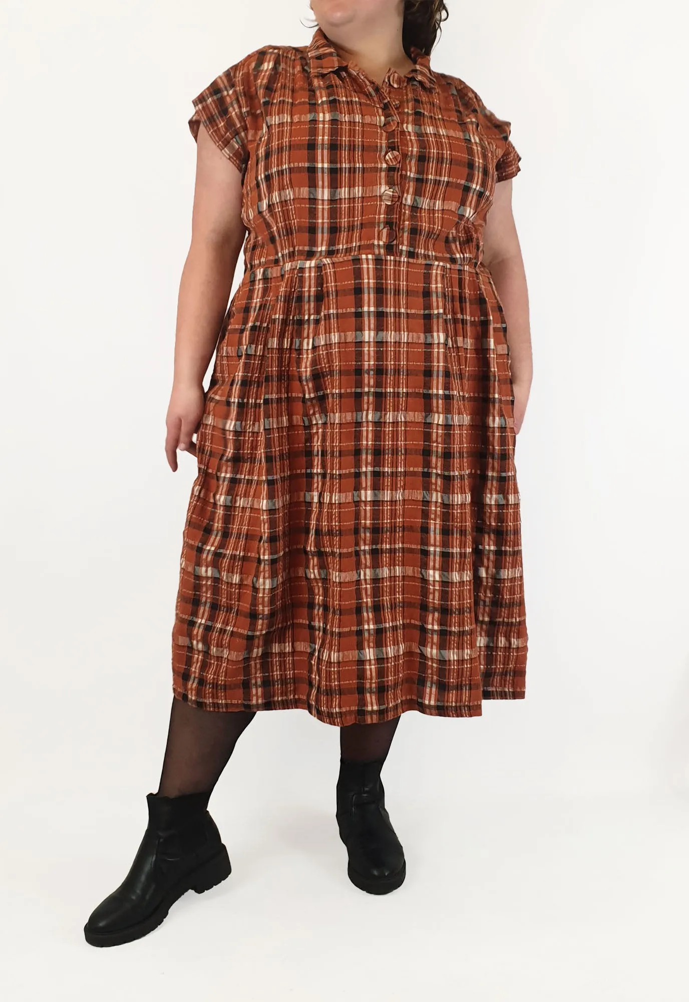 Made590 dinah brown plaid cotton dress size 4X