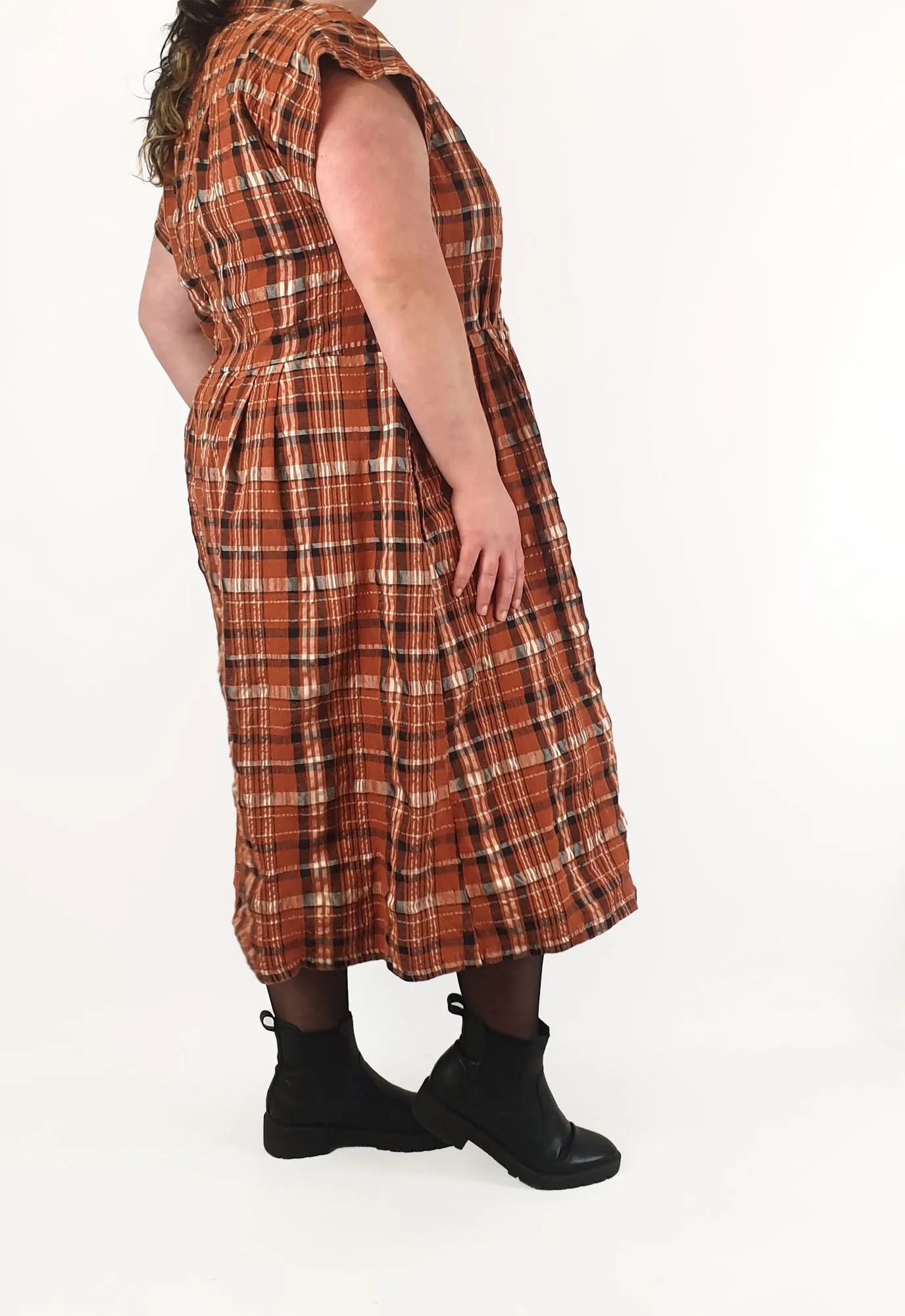 Made590 dinah brown plaid cotton dress size 4X