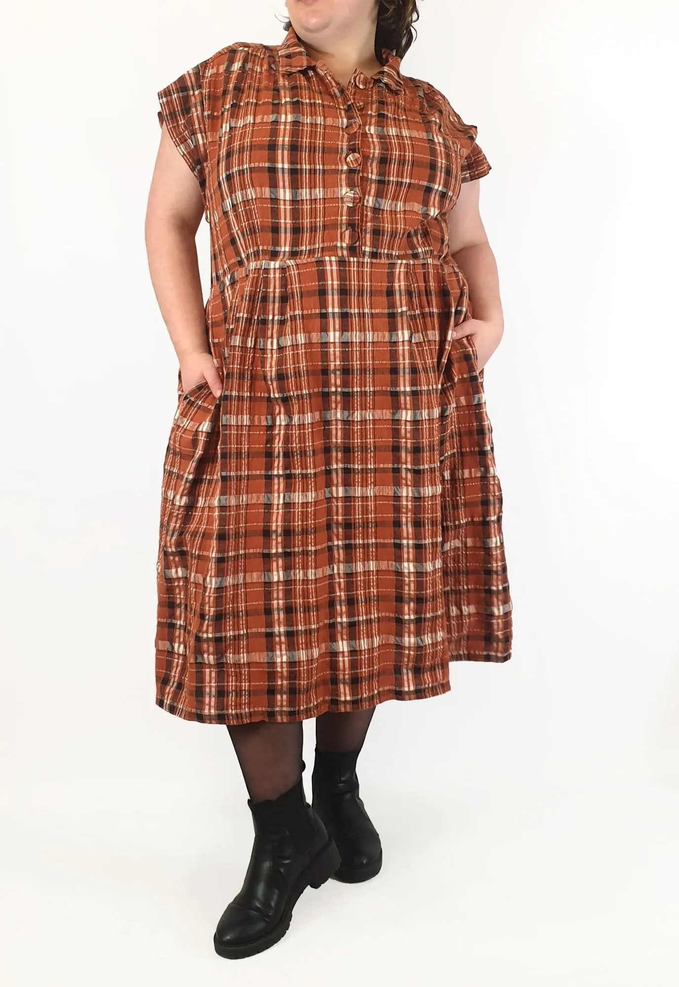 Made590 dinah brown plaid cotton dress size 4X