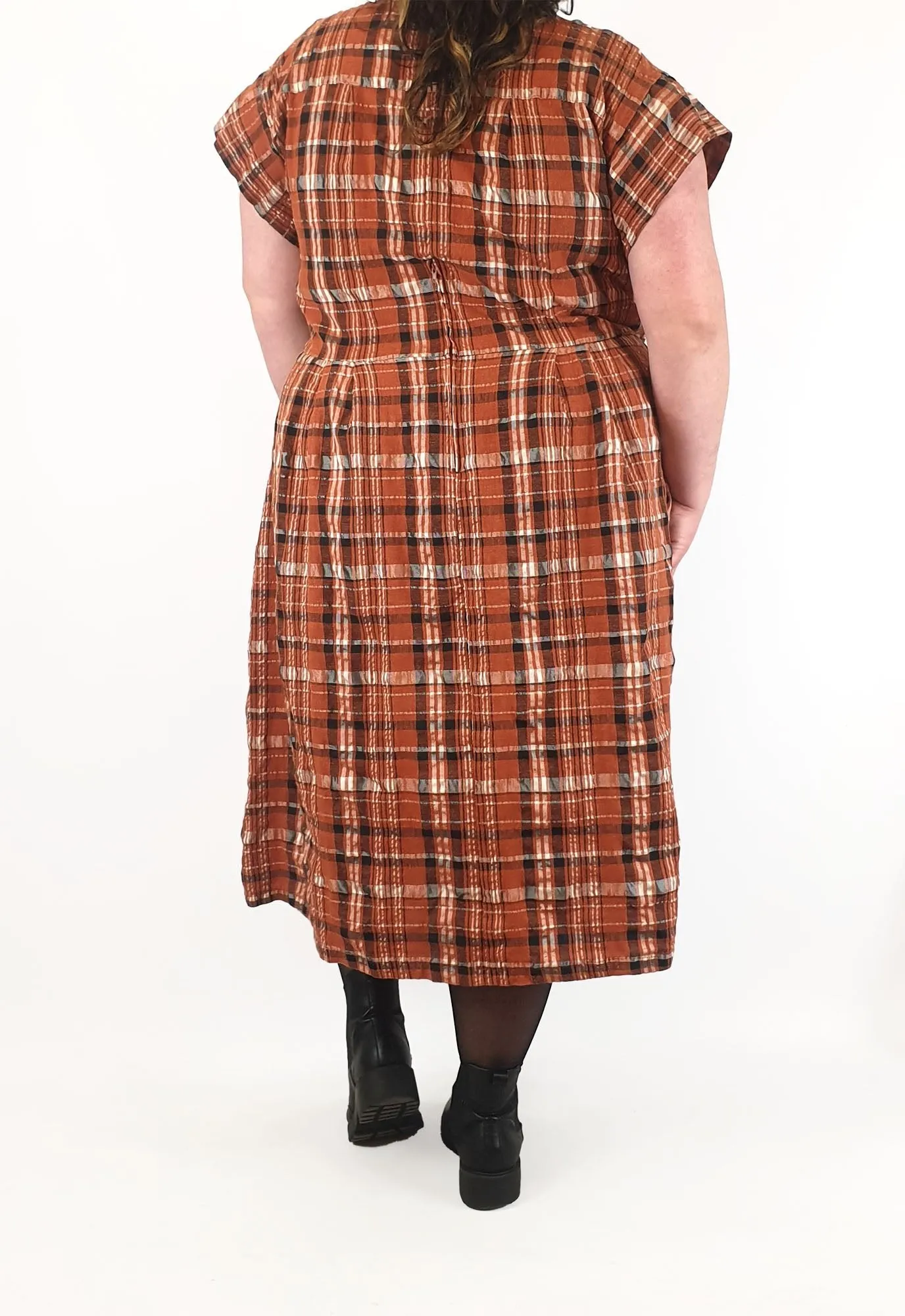 Made590 dinah brown plaid cotton dress size 4X