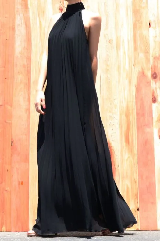 Them Bui Dress